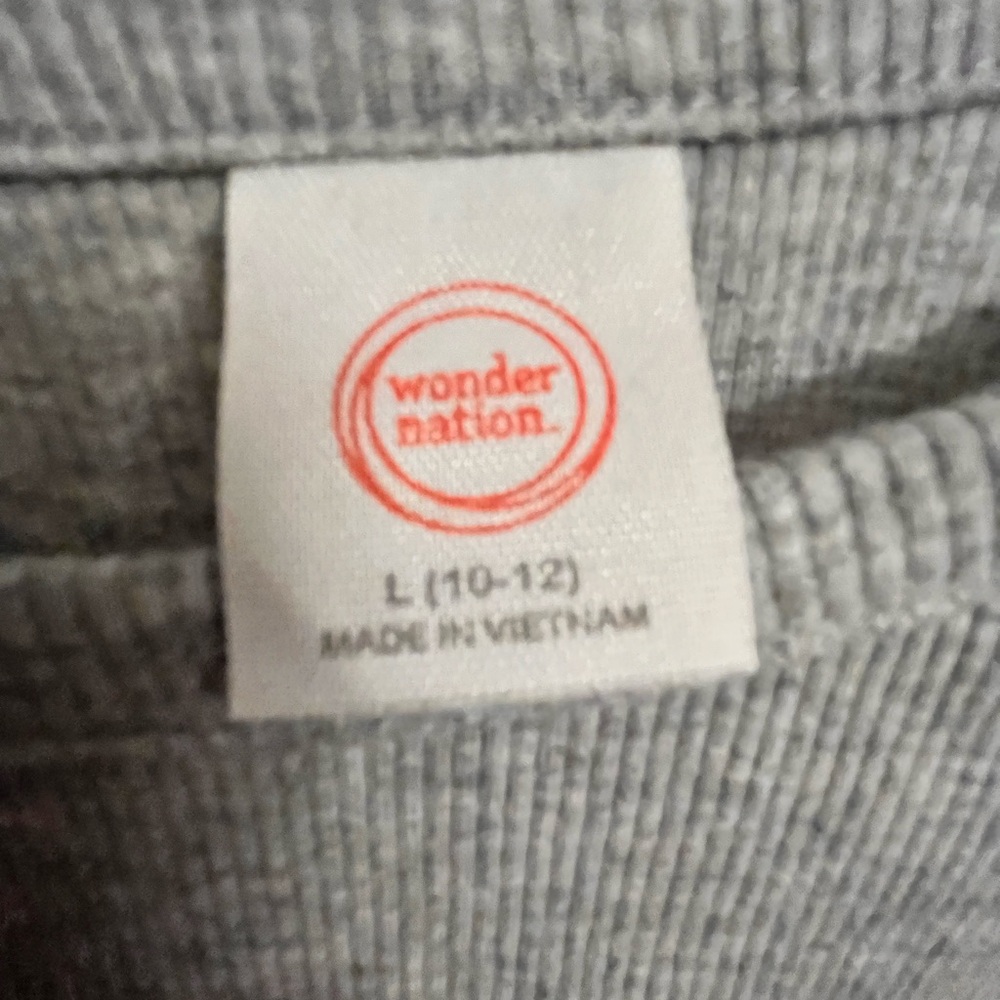 Wonder Nation Gray Sweater